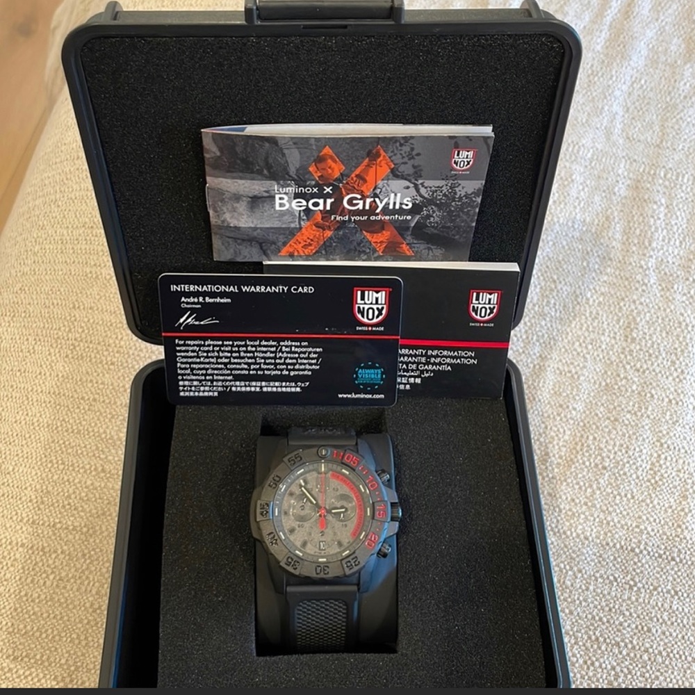 Luminox Navy Seal Edition Brand New. Complete set.